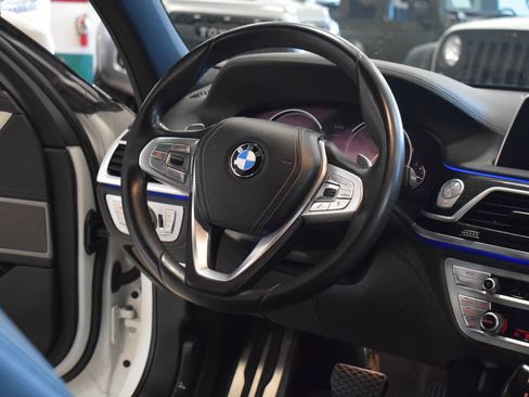 Used 2016 BMW 740i image 46