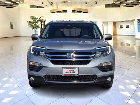 Used 2016 Honda Pilot Touring image 2