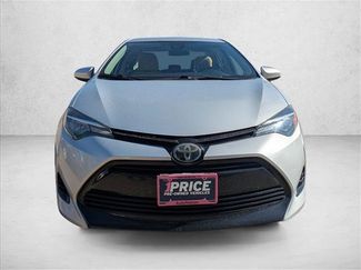 Used 2017 Toyota Corolla LE FWD video 2