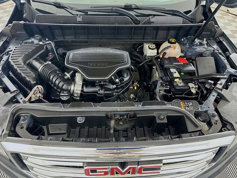 Used 2019 GMC Acadia SLT AWD/4WD image 37