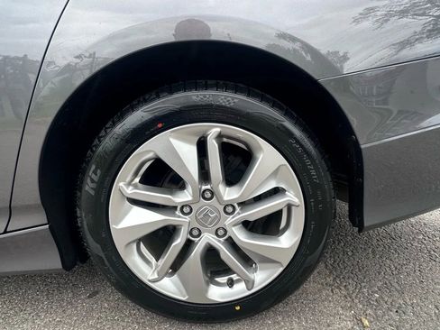 Used 2020 Honda Accord LX image 9