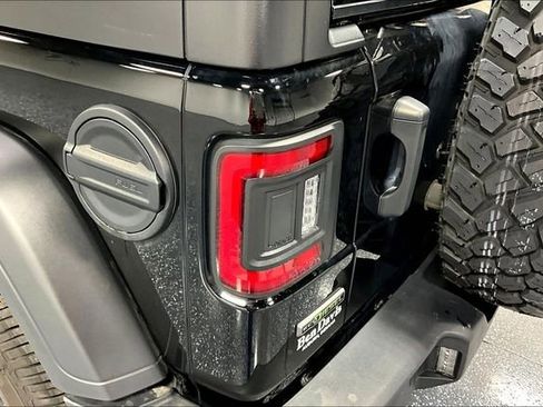 Used 2021 Jeep Wrangler Unlimited Sport AWD/4WD image 21