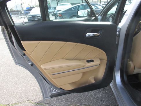 Used 2014 Dodge Charger R/T image 75