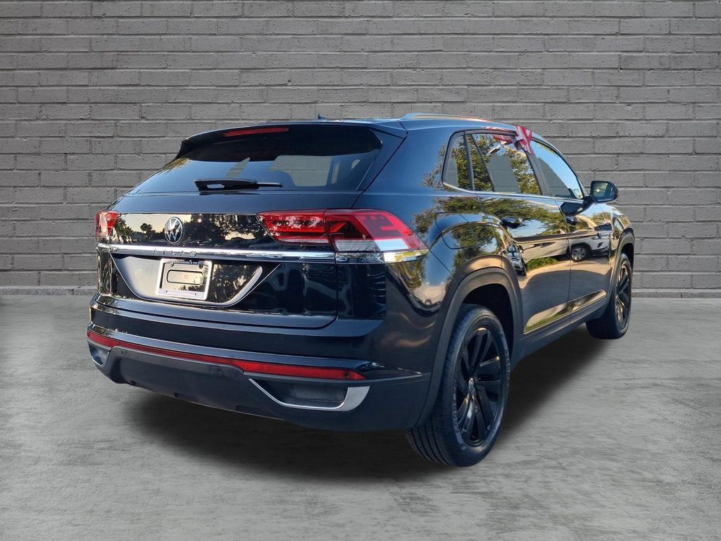 Used 2023 Volkswagen Atlas Cross Sport SE w/ Black Wheel Package FWD image 11