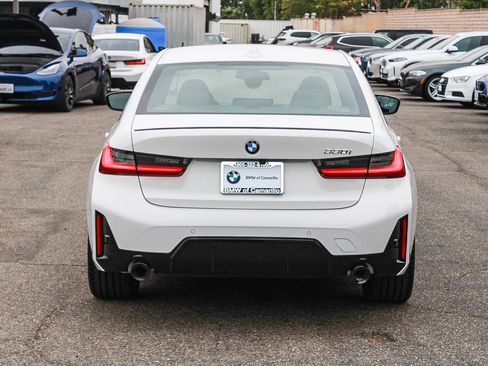 New 2026 BMW 330i Sedan w/ M Sport Package RWD image 5