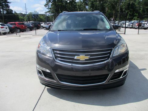 Used 2017 Chevrolet Traverse LT w/ Style and Technology Package FWD image 20