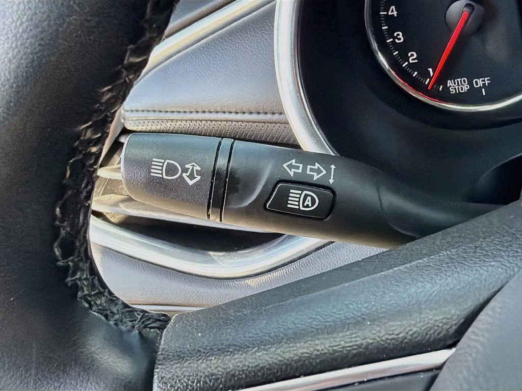 Used 2024 Chevrolet Malibu LT FWD image 23