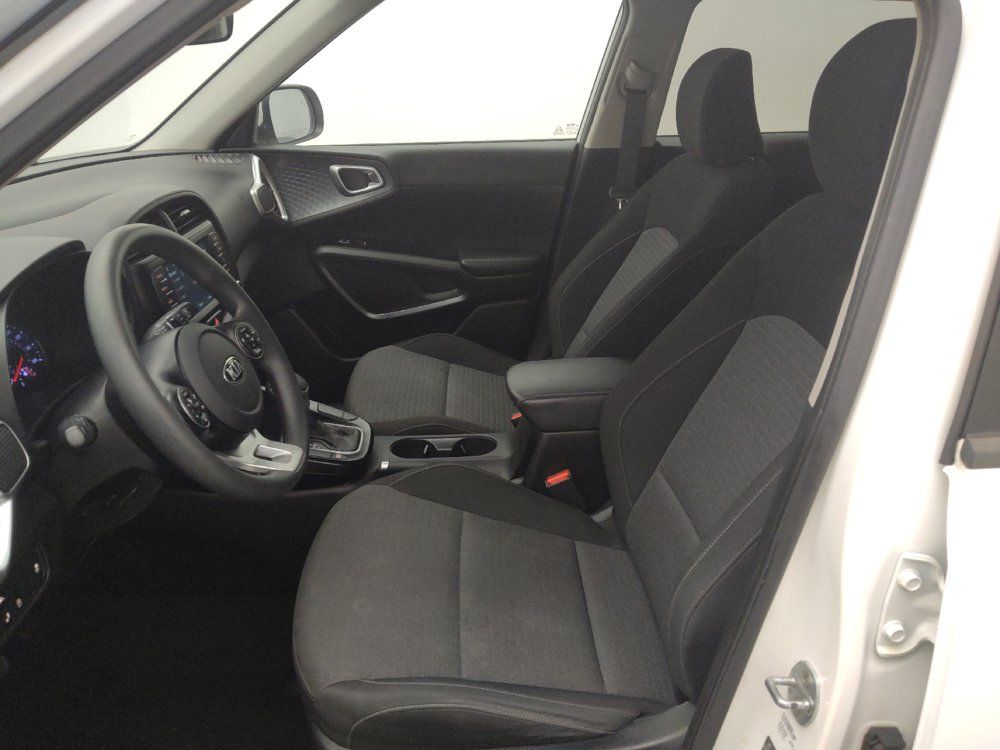 Used 2021 Kia Soul S FWD image 17
