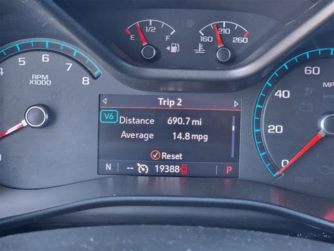 Used 2022 Chevrolet Colorado Z71 image 16