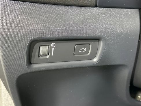 Used 2022 Polestar Polestar 2 w/ Pilot Package image 18