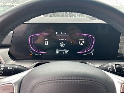 Used 2024 Kia Telluride S w/ S Sunroof Package image 13