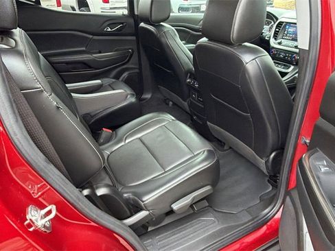 Used 2021 GMC Acadia SLT w/ Preferred Package image 19