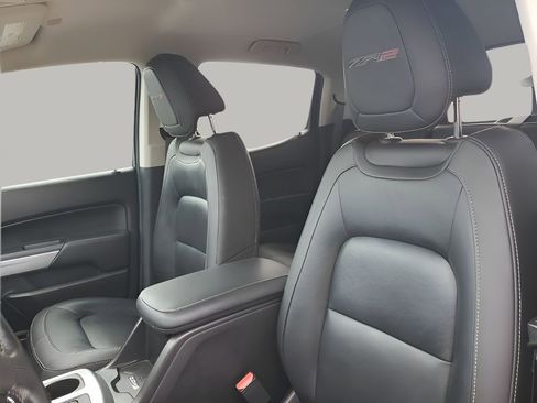 Used 2019 Chevrolet Colorado ZR2 image 29