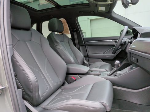 Certified 2023 Audi Q3 2.0T Premium Plus w/ Premium Plus Package image 33