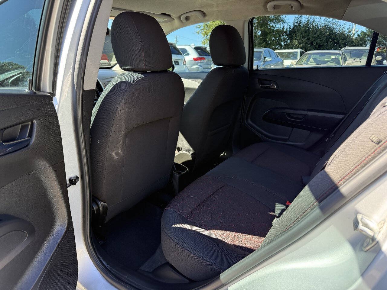 Used 2017 Chevrolet Sonic LT w/ Convenience Package FWD image 10