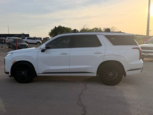 Used 2024 Hyundai Palisade Calligraphy image 4