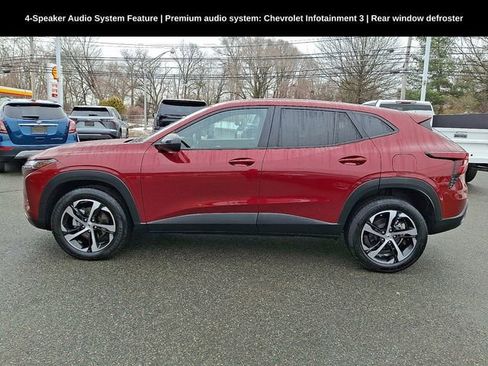 Used 2024 Chevrolet Trax RS w/ Driver Confidence Package image 5