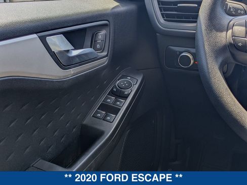 Used 2020 Ford Escape SE FWD image 20