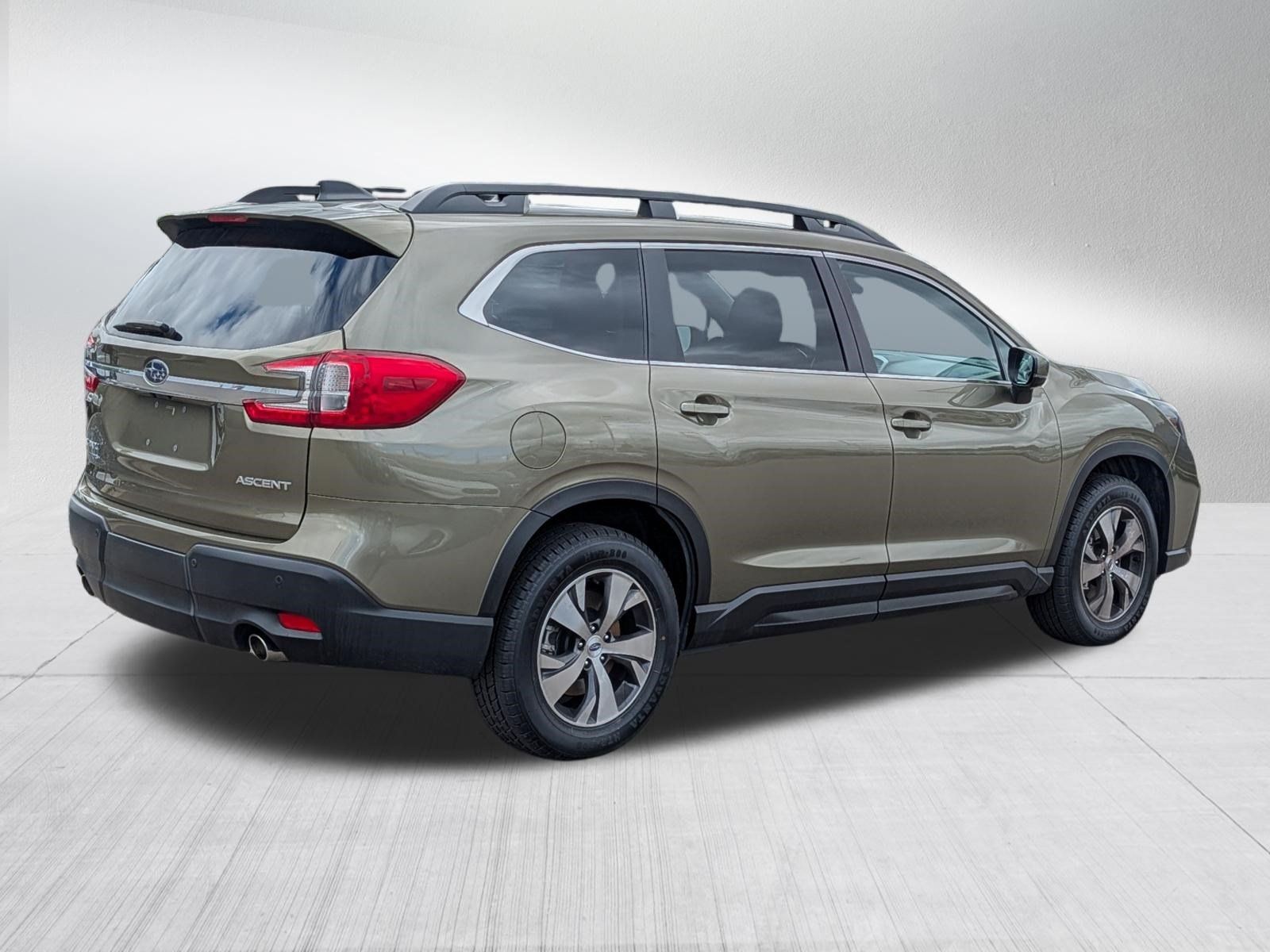 Certified 2025 Subaru Ascent Premium AWD/4WD image 7
