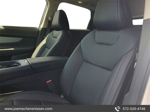 New 2025 Nissan Murano SL w/ Cargo Package image 15