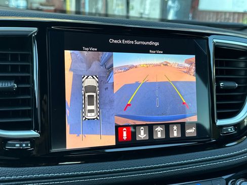 New 2026 Chrysler Pacifica Limited w/ S Appearance Package image 21