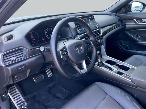 Used 2019 Honda Accord Sport image 16