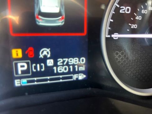 Used 2023 Subaru Forester Limited AWD/4WD image 10