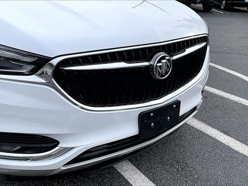 Used 2020 Buick Enclave Essence w/ Sound and Sites Package image 29