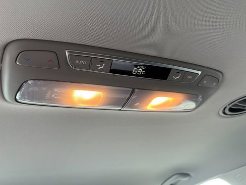 Used 2023 Kia Telluride LX image 29