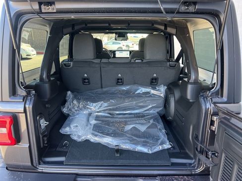 New 2026 Jeep Wrangler Rubicon image 24
