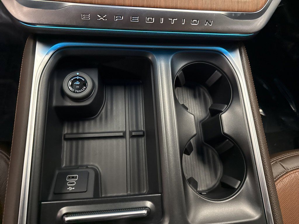 New 2026 Ford Expedition Max King Ranch AWD/4WD image 19