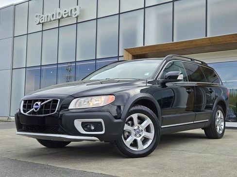 Used 2011 Volvo XC70 3.2 AWD/4WD image 1