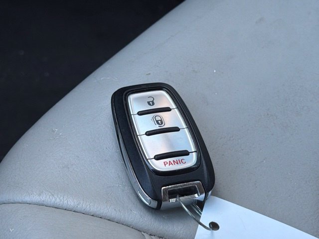 Used 2019 Chrysler Pacifica Touring-L w/ Advanced Safetytec Group FWD image 37