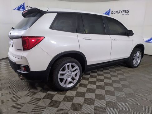 Certified 2024 Honda Passport EX-L image 9