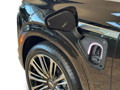 New 2026 Cadillac Vistiq Premium Luxury image 8