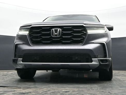 Used 2025 Honda Pilot EX-L image 47