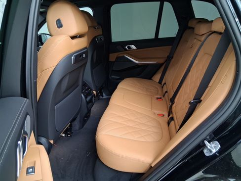 New 2026 BMW X5 sDrive40i w/ M Sport Package RWD image 19
