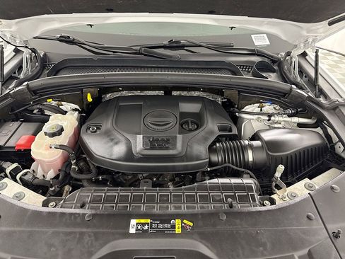 Used 2022 Jeep Grand Cherokee Summit w/ Luxury Tech Group V image 31