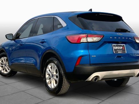 Used 2020 Ford Escape SE image 11