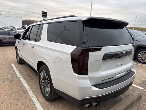 Used 2023 GMC Yukon XL Denali Ultimate image 7