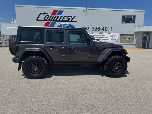 Used 2023 Jeep Wrangler Unlimited Rubicon w/ Xtreme 35 Tire Package AWD/4WD image 6