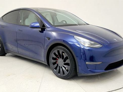 Used 2023 Tesla Model Y Performance AWD/4WD image 1