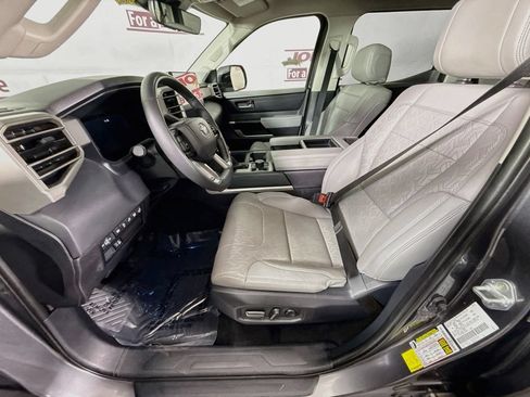 Used 2024 Toyota Tundra Limited AWD/4WD image 25