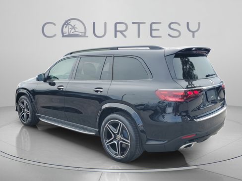 Certified 2026 Mercedes-Benz GLS 450 4MATIC image 3
