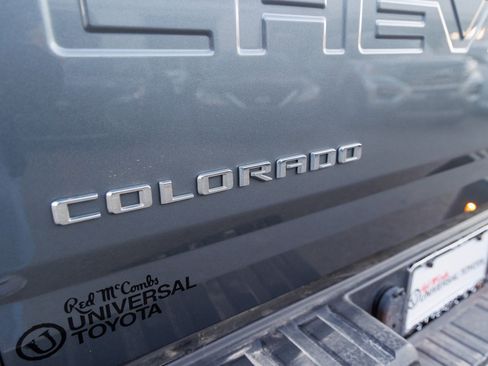 Used 2022 Chevrolet Colorado W/T w/ Custom Special Edition image 15