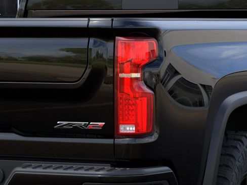 New 2026 Chevrolet Silverado 2500 ZR2 image 35