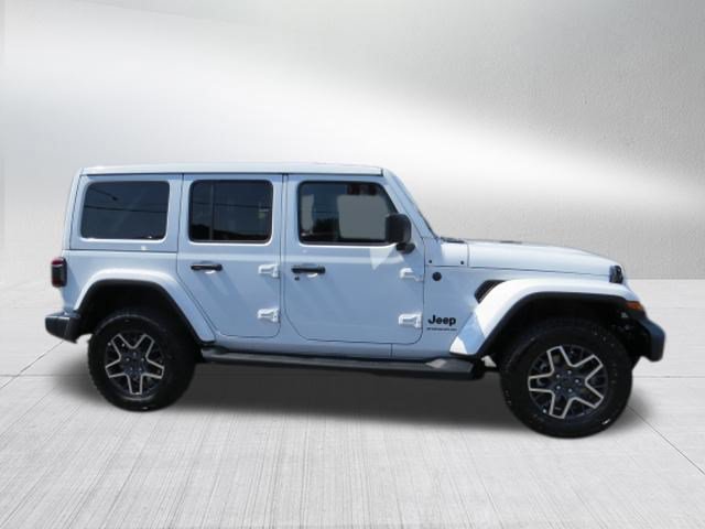 New 2026 Jeep Wrangler Unlimited Sahara AWD/4WD image 2