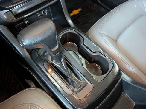 Used 2019 Chevrolet Colorado W/T w/ WT Convenience Package RWD image 9