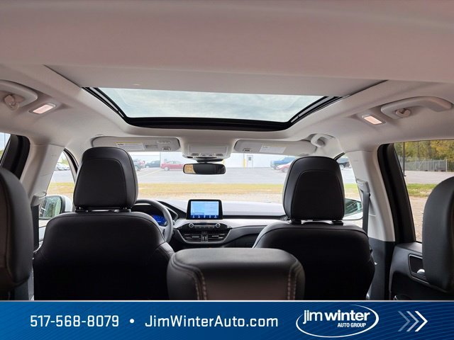 Used 2022 Ford Escape Titanium AWD/4WD image 20