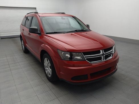 Used 2020 Dodge Journey SE w/ SE Popular Equipment Group FWD image 13